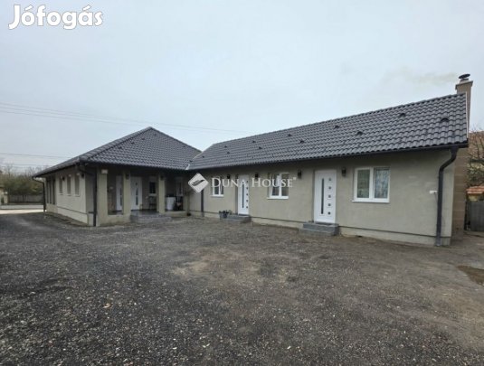 Tőzeges tó közelében