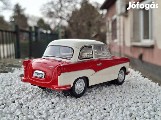 Trabant 500-as modell eladó! 1:24
