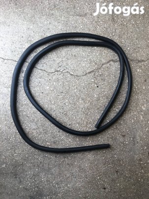 Trabant 601 gyári ajtókéder gumi jobbos