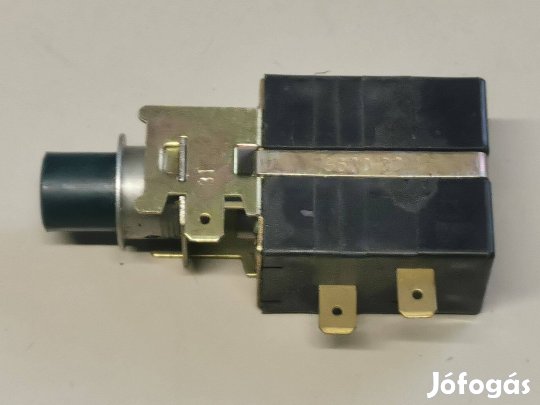 Trabant Wartburg Barkas Ifa ködlámpa kapcsoló első nyomógombos régebbi