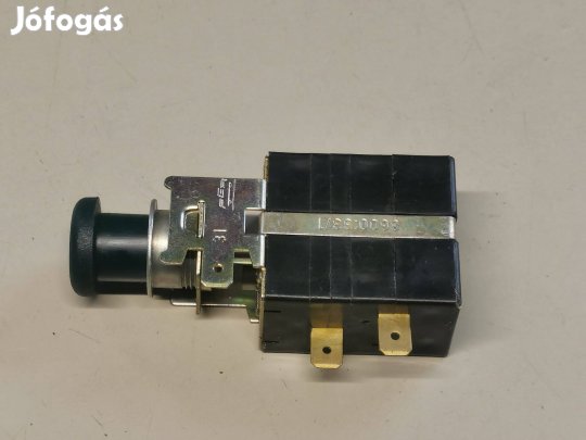 Trabant Wartburg Barkas Ifa ködlámpa kapcsoló első nyomógombos újabb