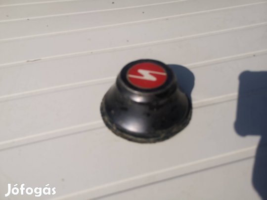 Trabant alumínium felniközép, felnikupak 1db