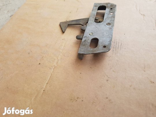 Trabant motorháztető zárszerkezet ez rögzíti a motorháztetőt Eladó