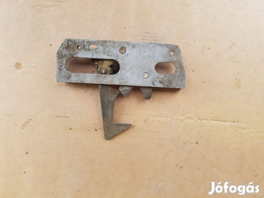 Trabant motorháztető zárszerkezet ez rögzíti a motorháztetőt Eladó