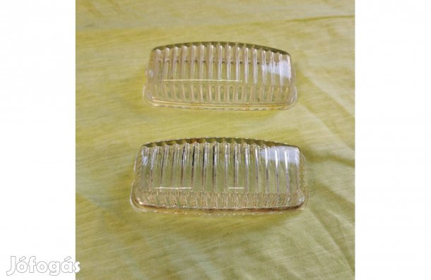 Trabant retrósításhoz fehér index üveg 1 pár