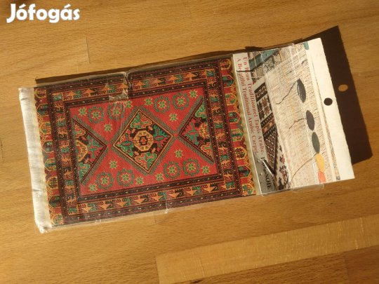 Tradicionális, mini, színes, 100% selyem arab szőnyeg Tunéziából (új)