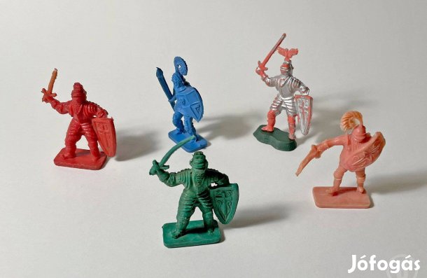 Trafikárú - játékkatonák: 5 páncélos lovag - (Csak személyesen!)