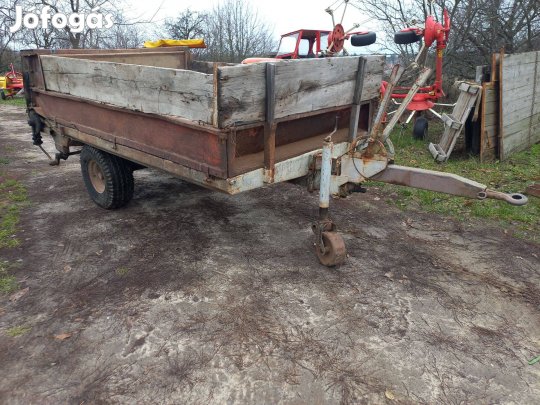 Trágyaszóró eladó