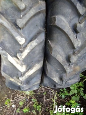 Traktor gumi, új, 2 db, 14,9x30,