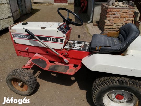 Traktor vasból van, kardán hajtásal