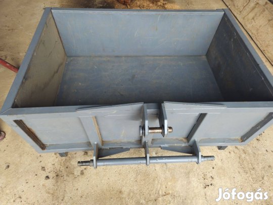 Traktorhoz való láda