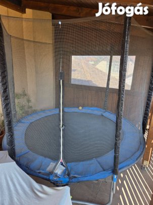 Trambulin, ~kb. 245cm-es ugráló játék