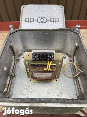 Transzformátor,tokozott alumínium szekrény eladó 
