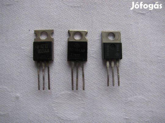 Tranzisztor BD244A