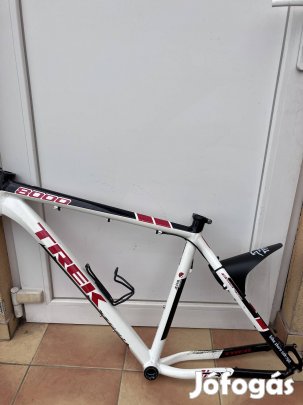 Trek 8000 26-os váz