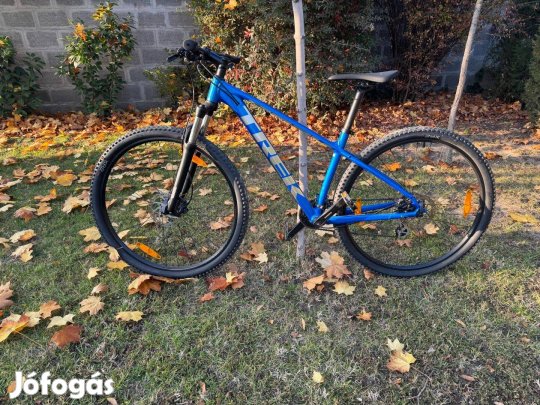 Trek Marlin 6 mtb kerékpár