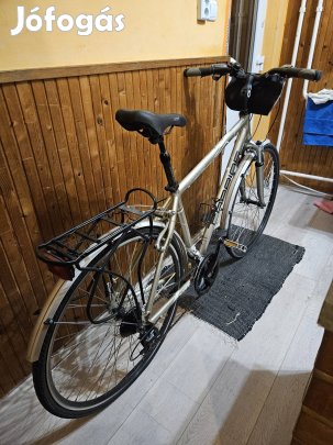 Trekking bicaj elado