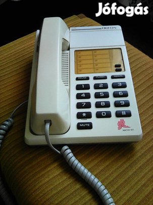 Trifon vezetékes nyomó gombos telefon Matáv emblémával