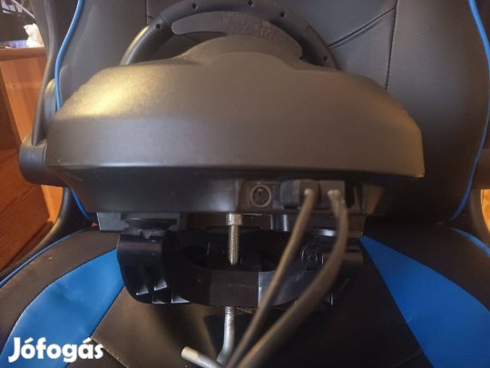 Trust Master TMX pro force feedback