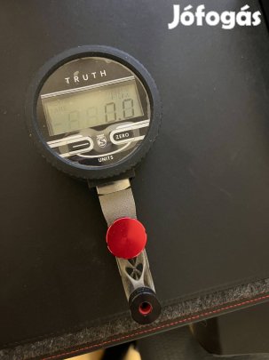 Truth nyomásmérő / manométer
