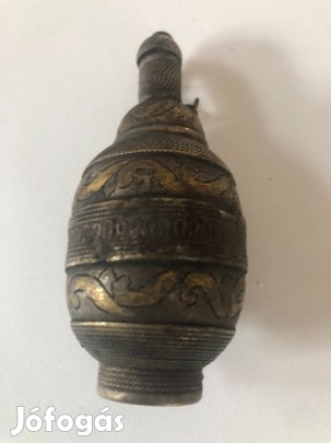 Tubákos szelence. Kína, 19 század második fele, réz, 8.5 cm