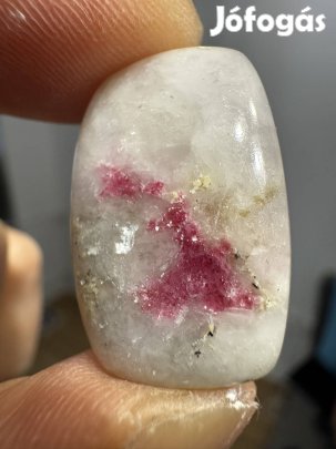 Tugtupit ásvány Grönlandról