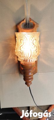 Tükrös fa fali kar