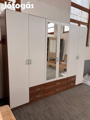 Tükrös gardróbszekrény 