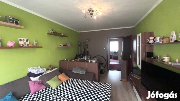 Tulajdonostól eladó: Világos, 3. emeleti lakás a Batthyány utcában XIX