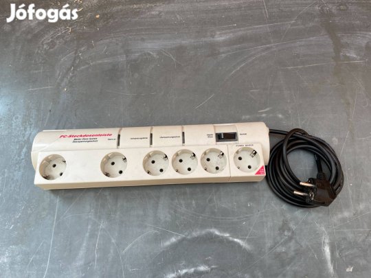 Túlfeszültség Védett 6 os elosztó