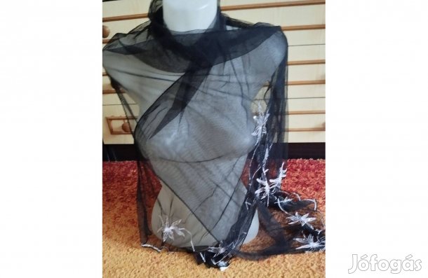 Tüll kendő, fekete, hímzett, strasszokkal