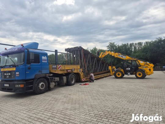 Túlméretes szállítás, mélybölcsős trailer