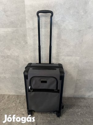 Tumi prémium kabin bőrönd - Újszerű (40×56×25 cm)