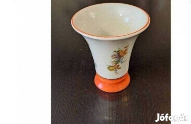 Tüneményes kis porcelán váza