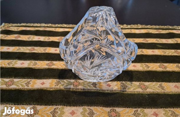 Tüneményes kristály kosár