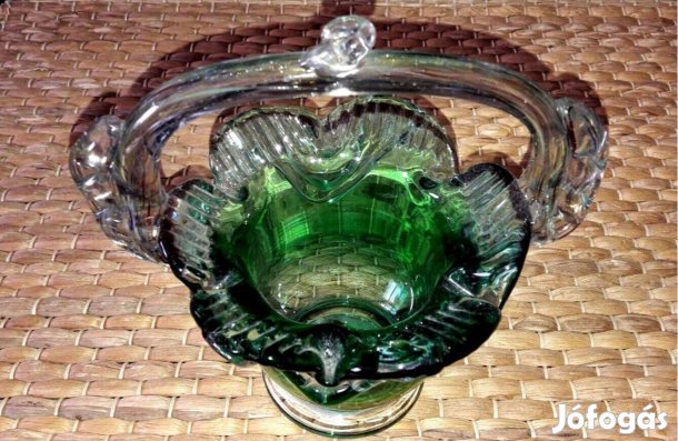 Tüneményes üveg kosárka