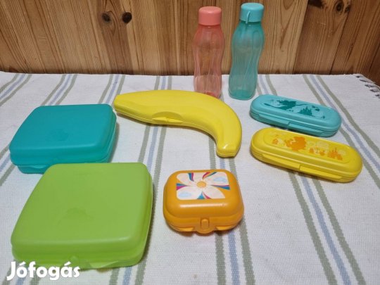 Tupperware 310 ml-es palackok és szép dobozok
