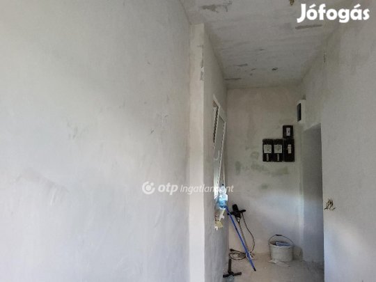 Turai 100 nm-es ház eladó