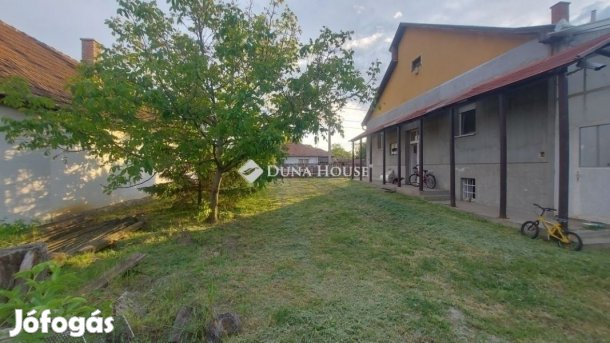 Turai eladó 110 nm-es ház