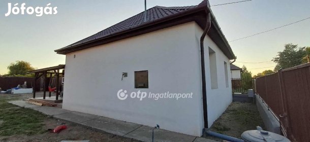 Turai eladó 86 nm-es ház