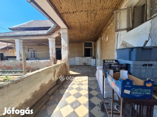 Túrkevei 131 nm-es ház eladó