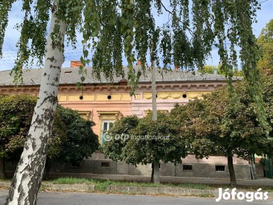 Túrkevei eladó 53 nm-es lakás