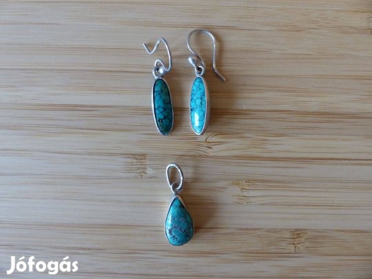 Türkinit ezüst medál és fülbevaló