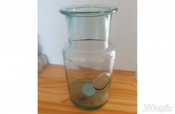 Türkiz zöld színű tank váza eladó!