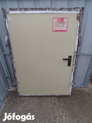 Tűzgátló fém ajtó 126x86 cm