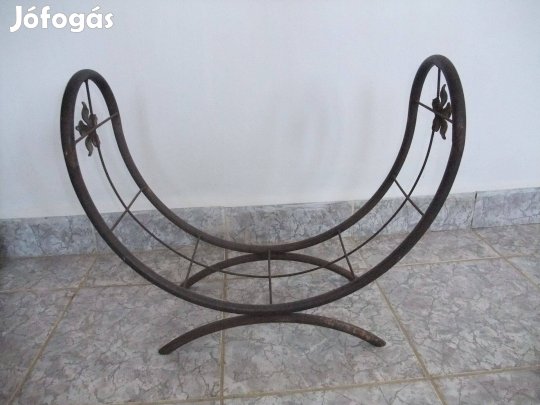 Tüzifa tároló,fatároló