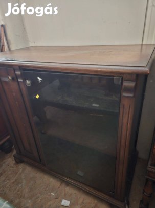 Tv. kisszekrény