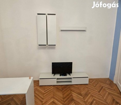 Tv állvány /nappali bútor