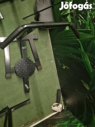 Twister gép, kifejezetten a derék, a csípő és a fenékizmok edzésére