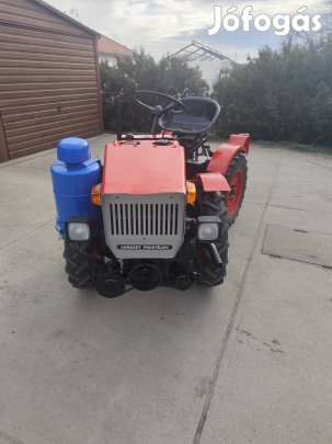 Tz4k14b kis traktor